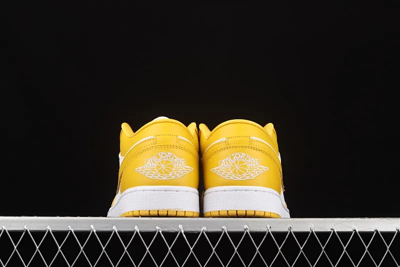 All categories Air Jordan Jordan series basketball shoes Air Jordan 1 Low Air Jordan 1 Low AJ1 Joe 1 white and yellow low-top cultural and leisure sports sneakers 553558-171
